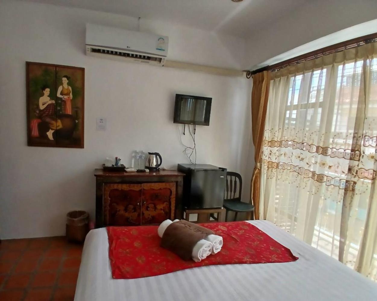 The Travellers Arms Hotel Chiang Mai Exterior photo